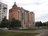 Bâtiment nouveau style - Новый жилой дом. Photo L.Roukhailo
